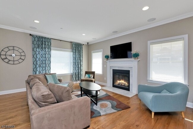 Building Photo - 1B Foley Pl