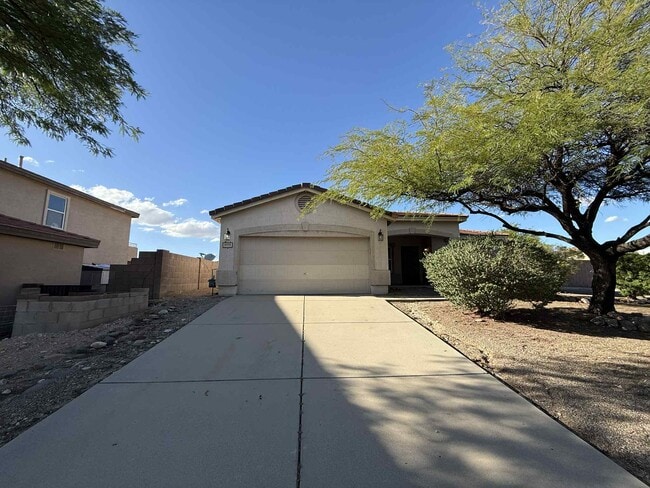 Building Photo - 13735 E Shadow Pines Ln