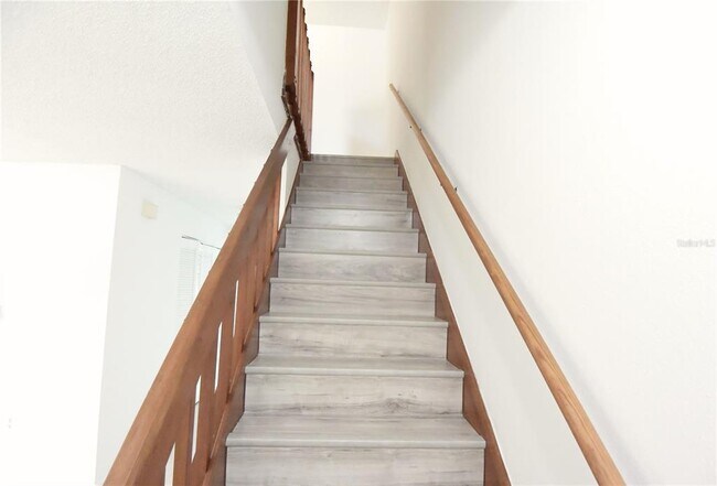 Building Photo - 935 Sunridge Way