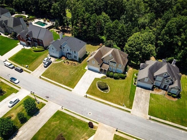 Building Photo - 385 Sweet Ivy Ln