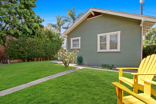 Building Photo - 4002 E Colorado St