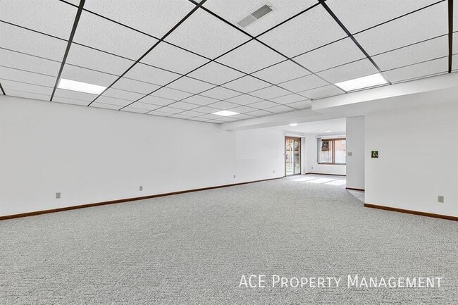 Building Photo - 5116 Stoney Creek Ct