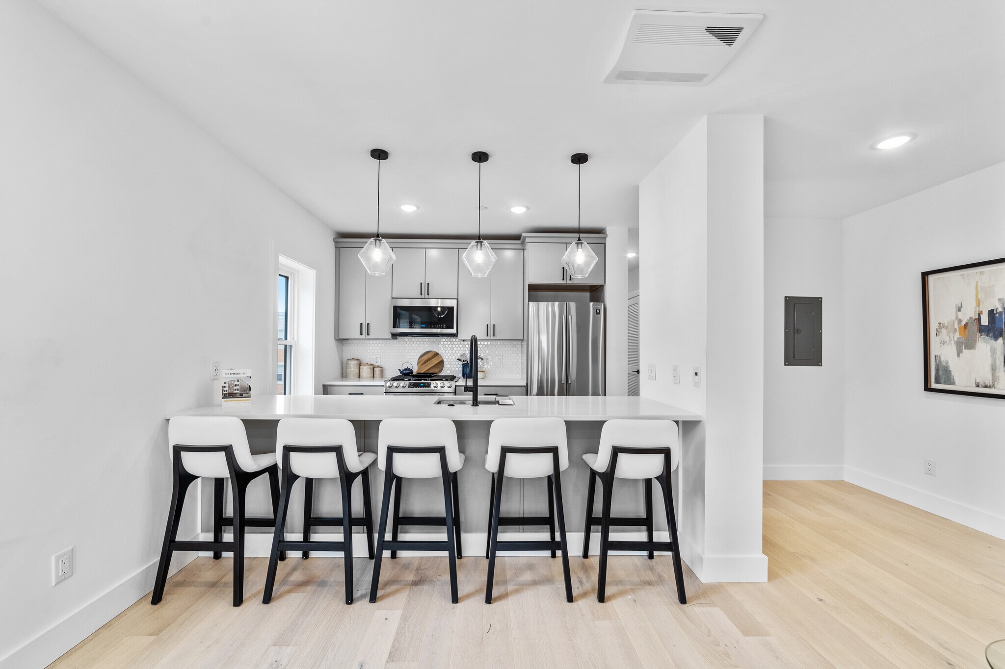 Building Photo - 208 Spencer Ave