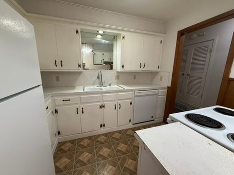 Building Photo - 5409 Temple Ave