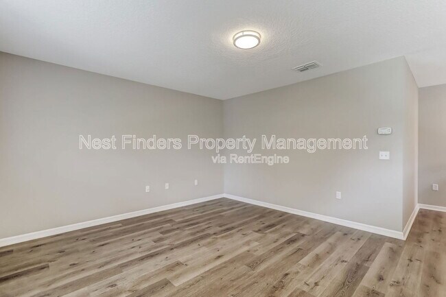 Building Photo - 172 King Arthur Ct