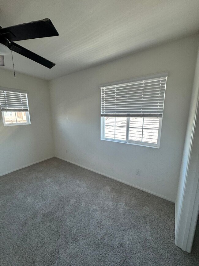 Building Photo - THIS HOME COMES WITH AN ADU
