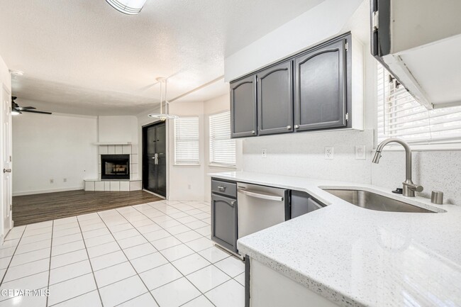 Building Photo - 1229 Diamond Cove Pl