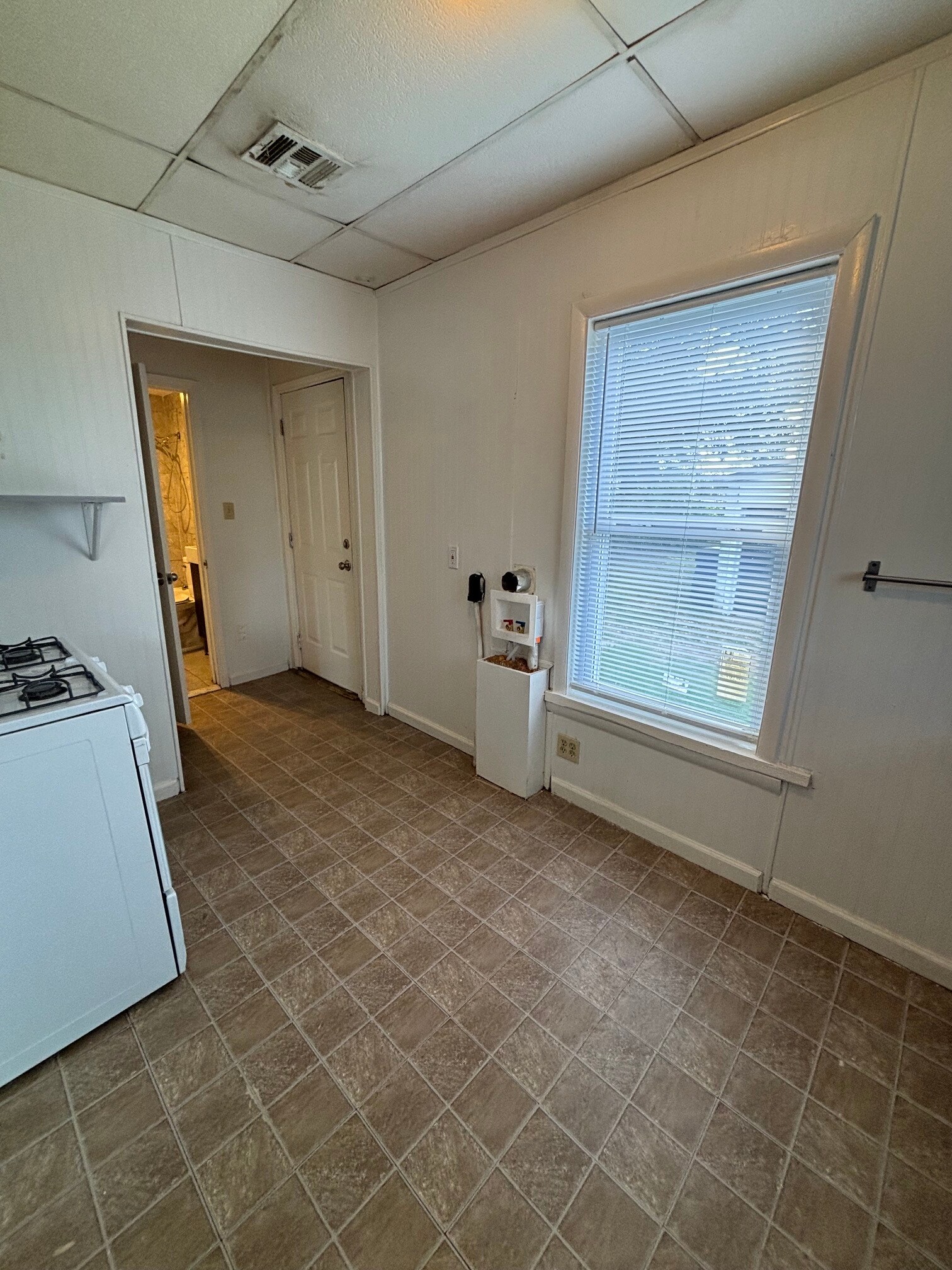 Building Photo - 3932 E Admiral Ct