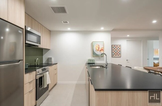 Building Photo - NOSTRAND AVENUE