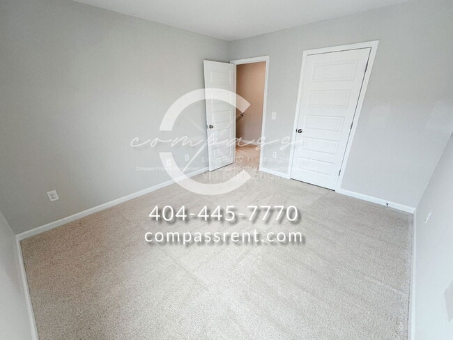 Building Photo - 214 Lyndon Wy NW