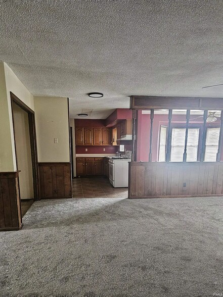 Building Photo - 1330 Springbrook Rd