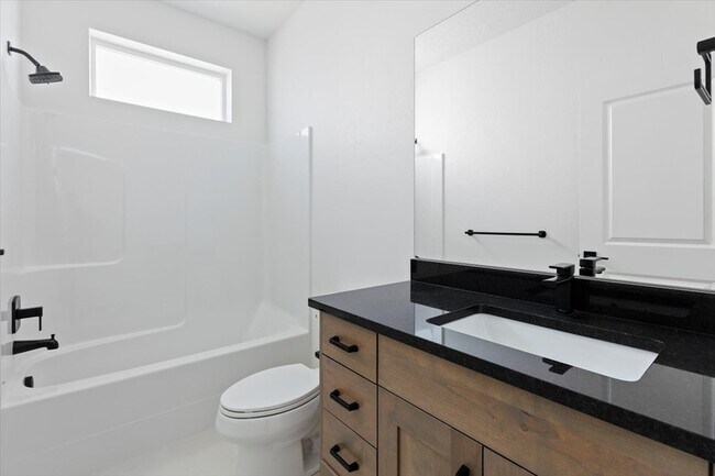 Building Photo - 8283 W Shams Ln