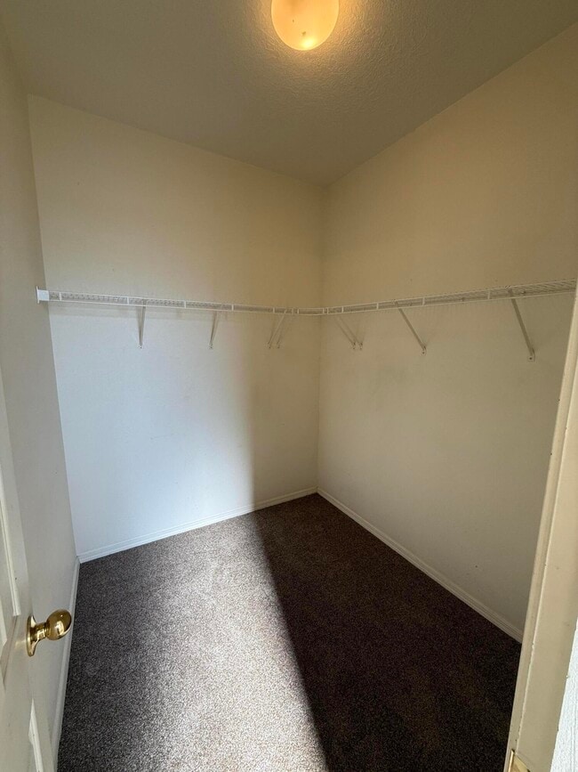 Building Photo - 1113 Meadowlark Way SE