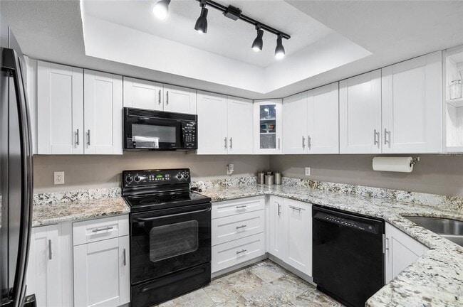 Building Photo - 11520 Galleria Dr