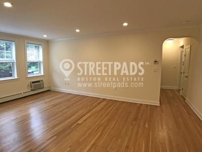 Building Photo - 1 bedroom in Brookline MA 02446