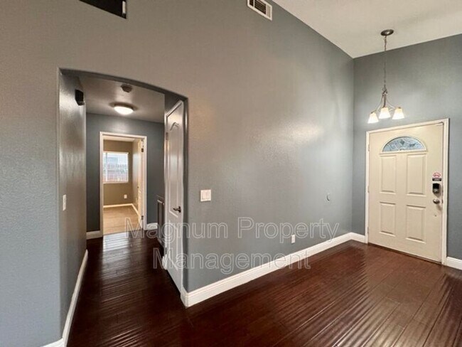 Building Photo - 30594 Glaspell Ct