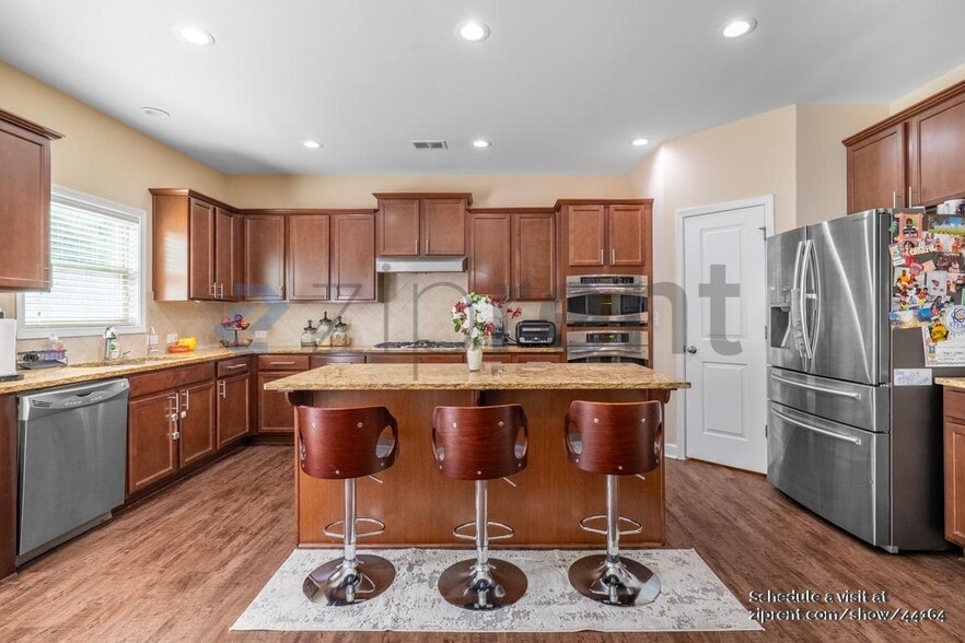 Building Photo - 6005 Beaver Creek Ct