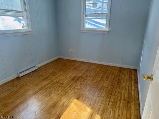 Building Photo - 56 Appleseed Rd