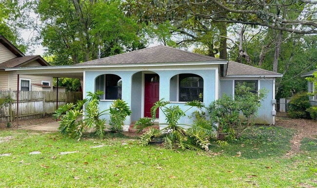 Building Photo - 1606 Green St