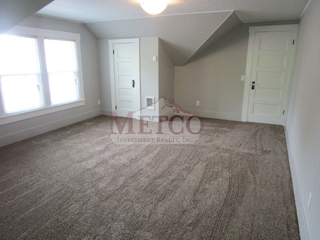 Building Photo - 09601