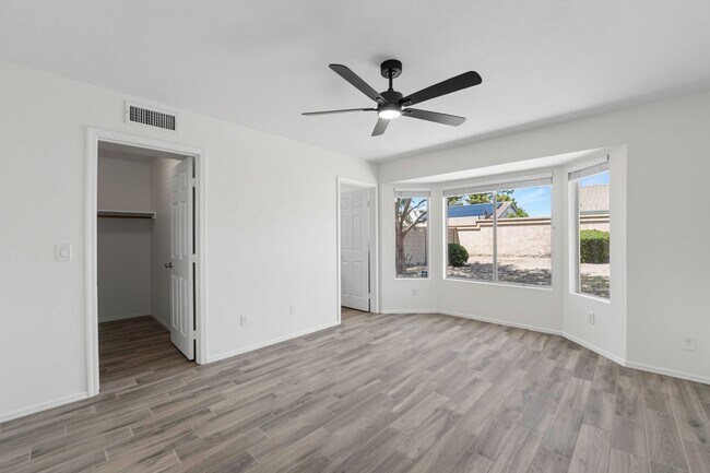 Building Photo - 7842 W Boca Raton Rd