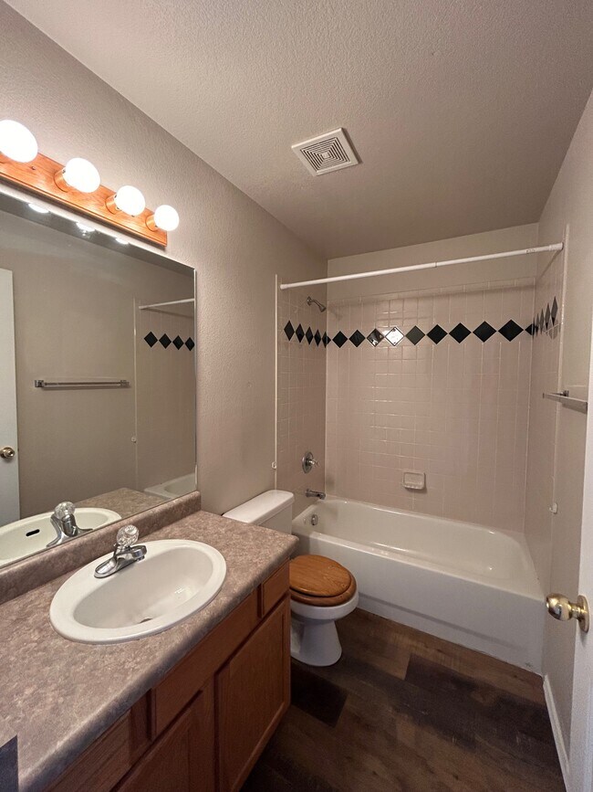 Building Photo - 4715 Canyon Wren Ln