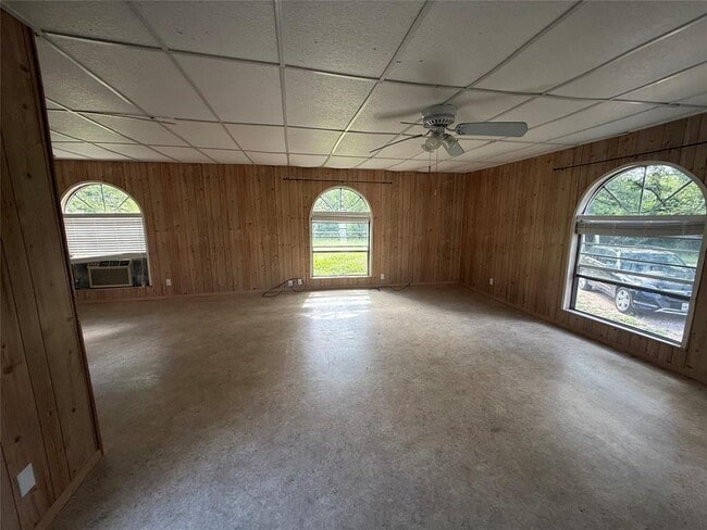 Building Photo - 254 Lone Star Rd