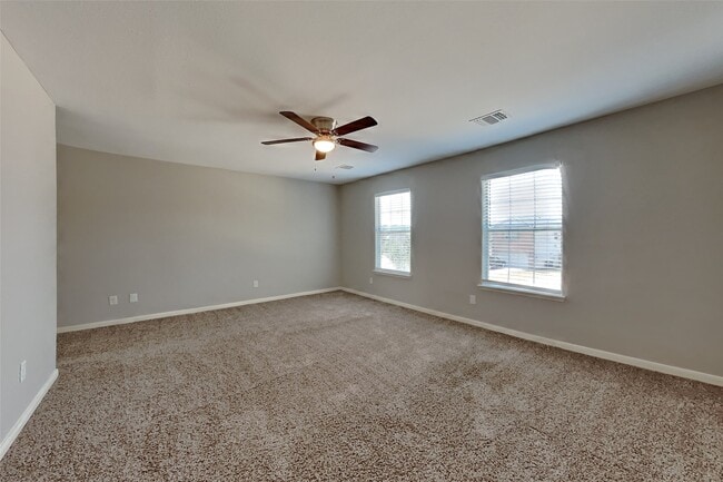Building Photo - 4294 Medina River Loop