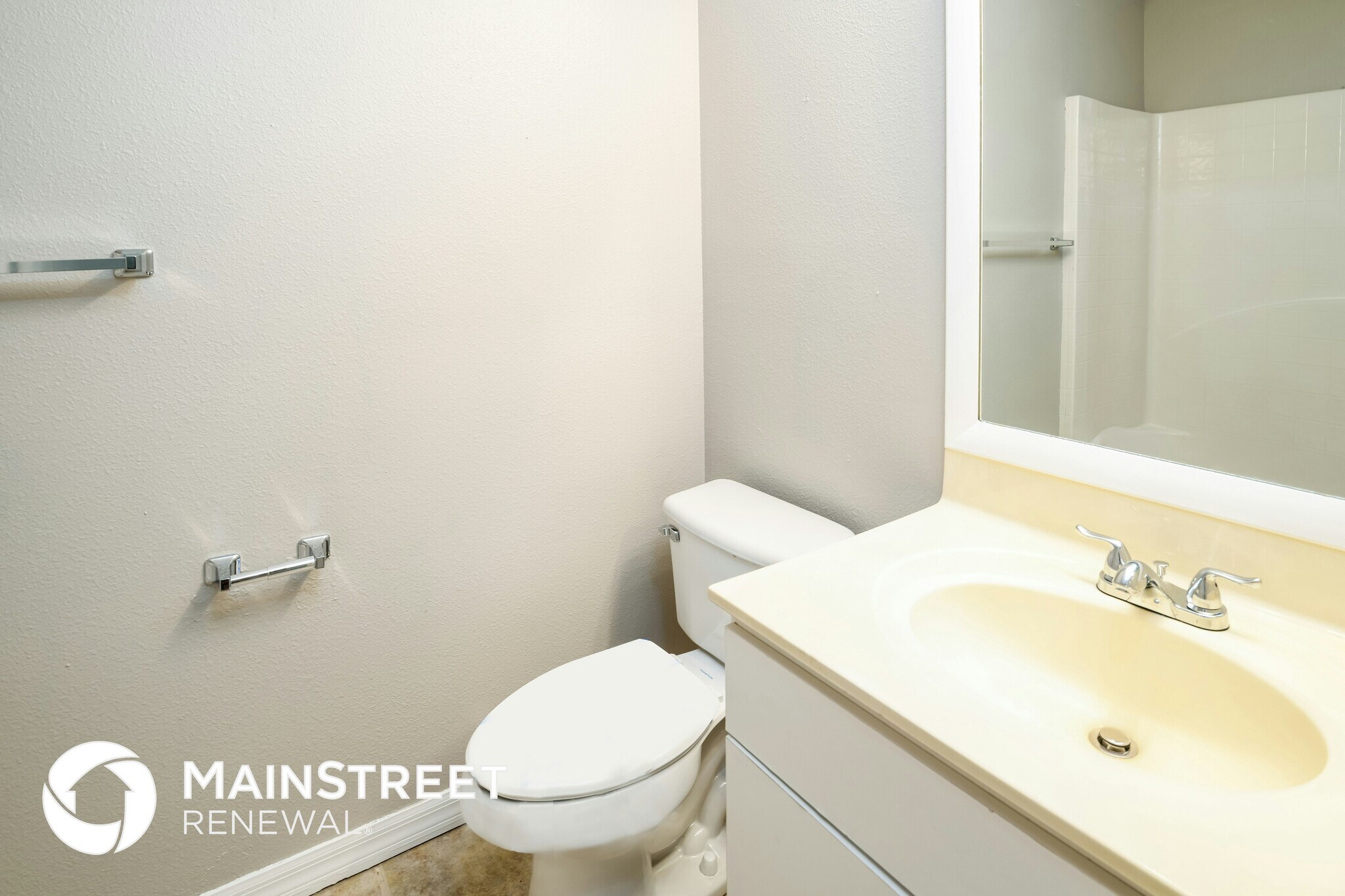 Building Photo - 2079 De Carlo Ave