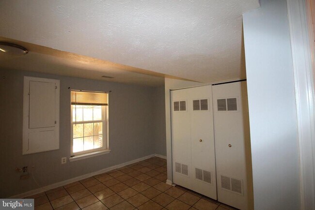 Building Photo - 19539 Fetlock Dr