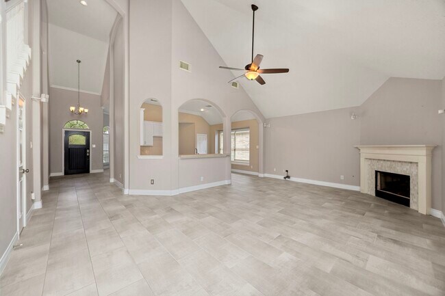 Building Photo - 12807 Sienna Trails Dr