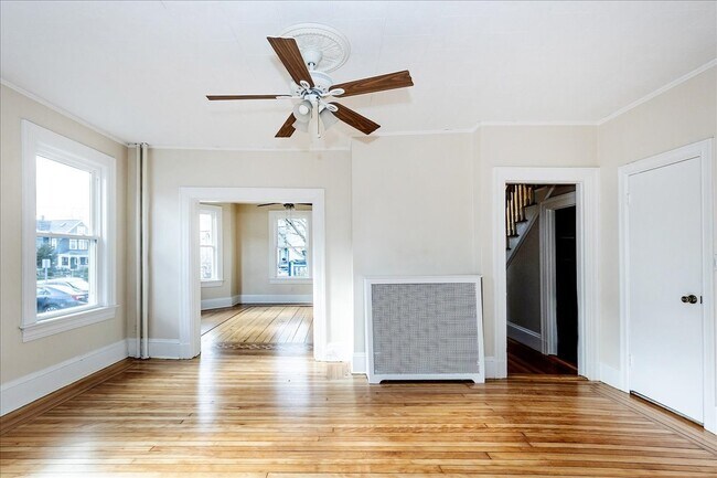 Building Photo - 7 Lapham St