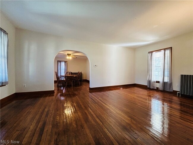 Building Photo - 1828 4th St