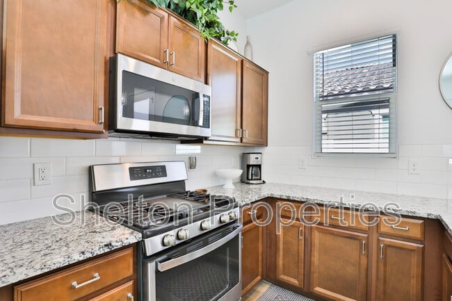 Building Photo - 21687 E Arroyo Verde Dr