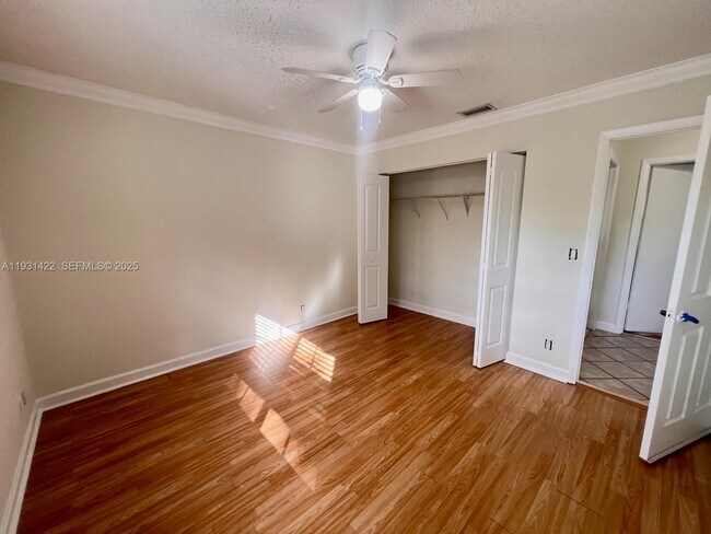 Building Photo - 803 SW 79th Ave