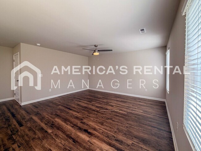 Building Photo - New Construction Townhouse Available for R...