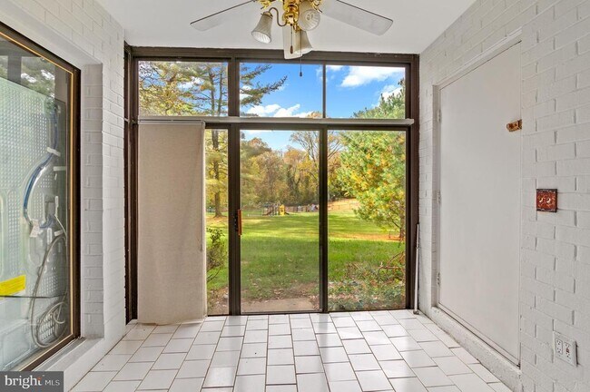 Building Photo - 5482 Cedar Ln