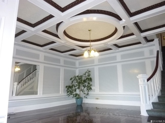 Building Photo - 1111 Jones St