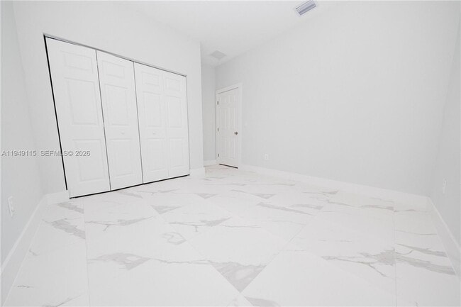 Building Photo - 820 Dr B J McCormick Ave