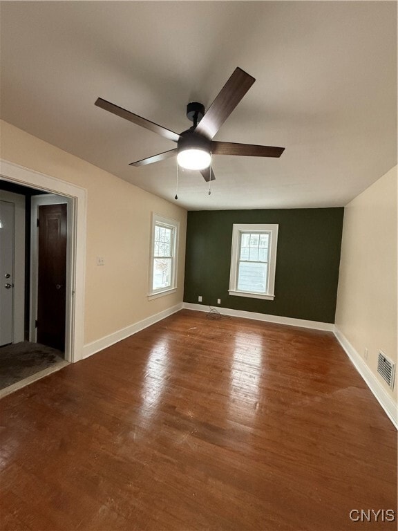 Building Photo - 1200 N Glencove Rd