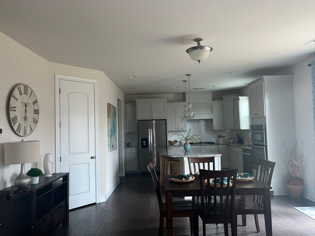 Kitchen Area - 5347 Baker Ln
