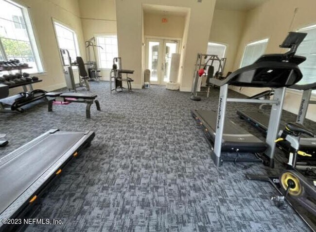 Building Photo - 8290 Park Way