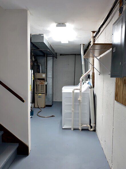 Building Photo - 2933 Cimarron Trl