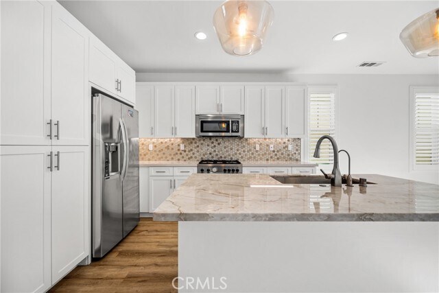 Building Photo - 947 Aurora Ln