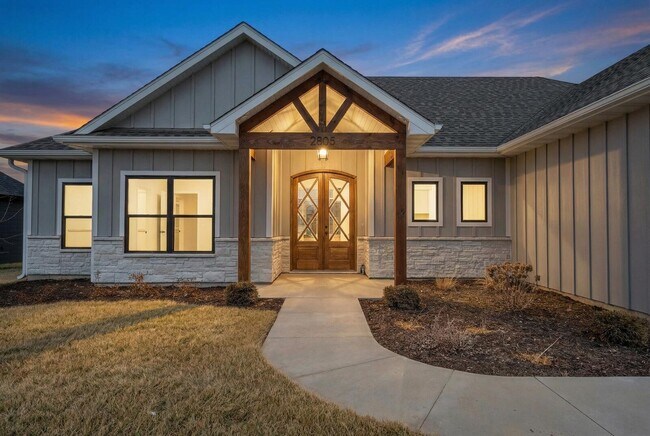 Building Photo - 2805 Easley Cabin Cir