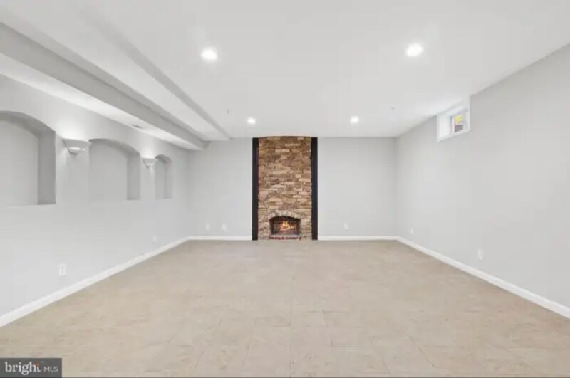 Building Photo - 116 Cross Foxes Dr