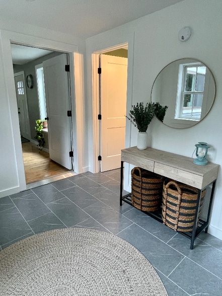 Building Photo - 64 County Rd