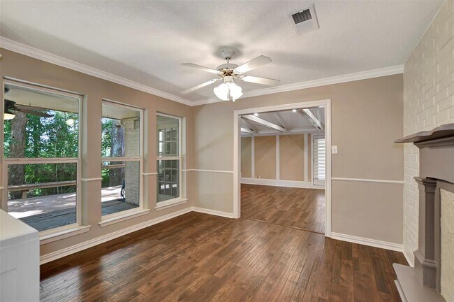 Building Photo - 75 Wood Hollow Dr