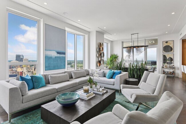 Building Photo - 1111 W River Pkwy