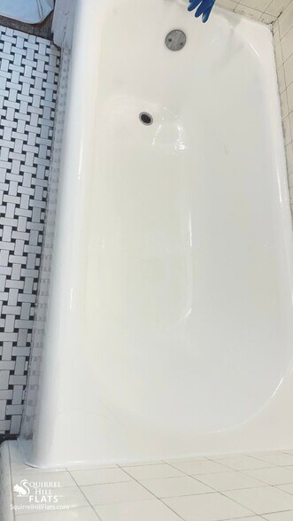 Building Photo - 6532 Wilkins Ave